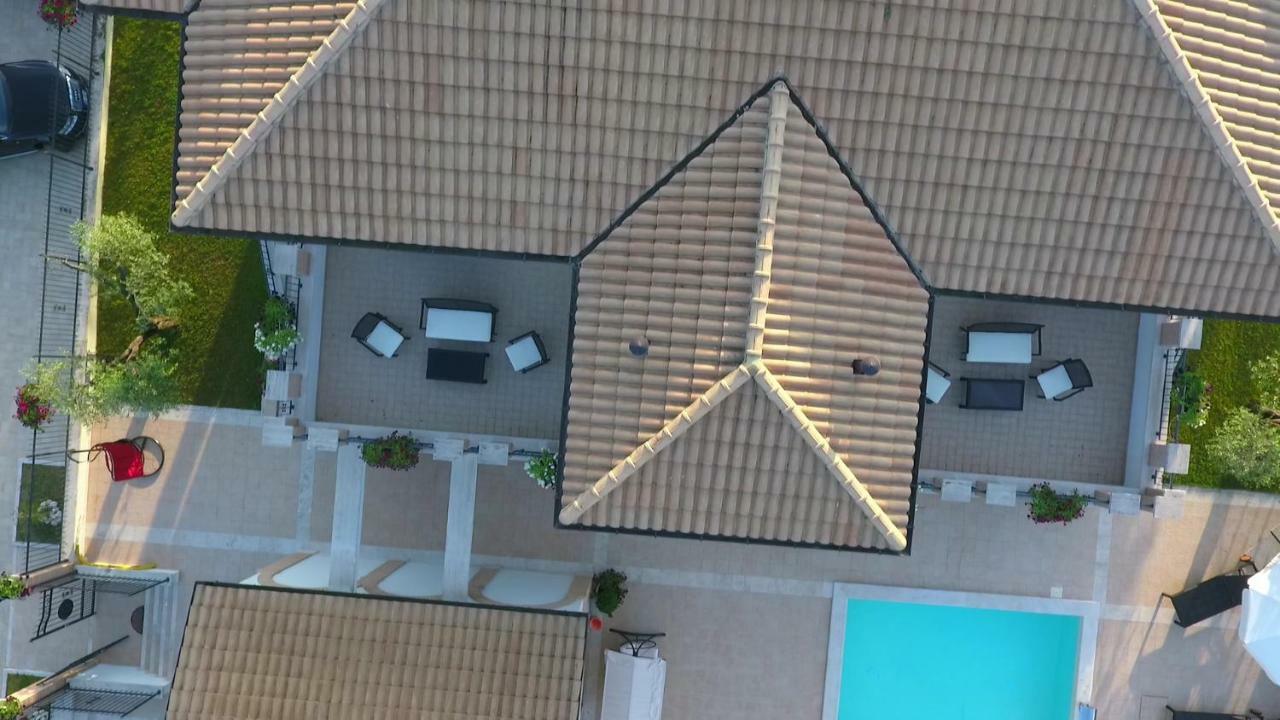 Residence Stella Del Gran Sasso Colledara Eksteriør bilde